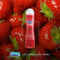 Durex Play Sweet Strawberry 50 ml (ดูเร็กซ์ เพลย์ สวีท สตรอเบอร์รี่)